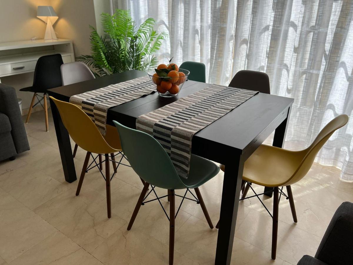 Gran Apartamento Familiar, Amigos O Trabajo مالقة المظهر الخارجي الصورة