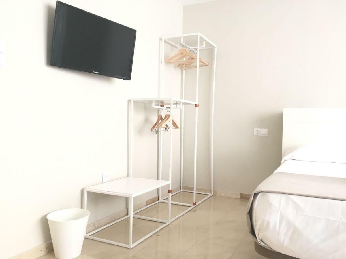 Gran Apartamento Familiar, Amigos O Trabajo مالقة المظهر الخارجي الصورة